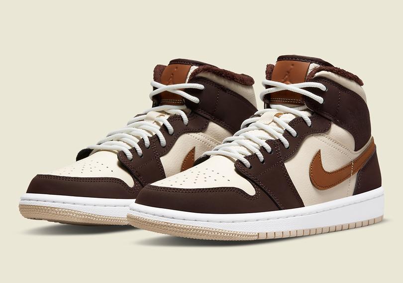 air-jordan-1-mid-brown-fur-lining-2