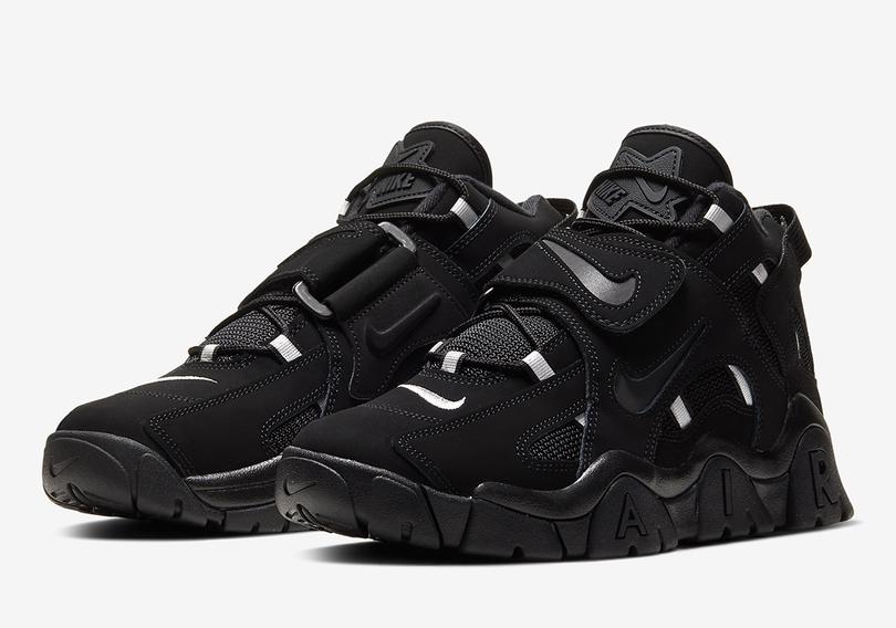 nike-air-barrage-mid-triple-black-AT7847-002-6