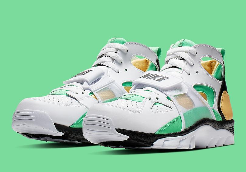 nike-air-trainer-huarache-white-gold-green-679083-108-3