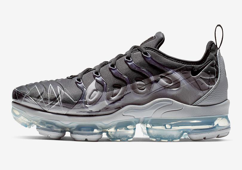 Nike-Vapormax-Plus-BV7827_001-6