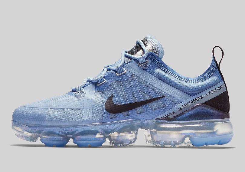 nike-vapormax-2019-womens-light-blue-silver-ar6632-401-4