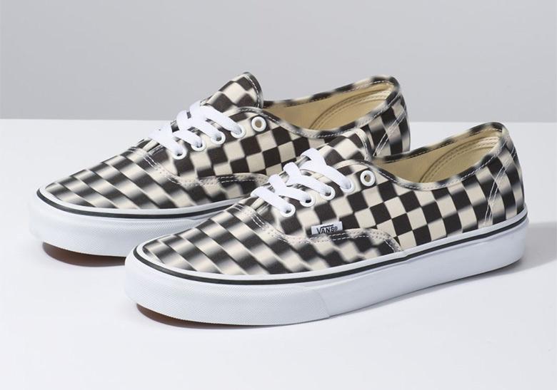 vans-authentic-blurred-checkerboard-6