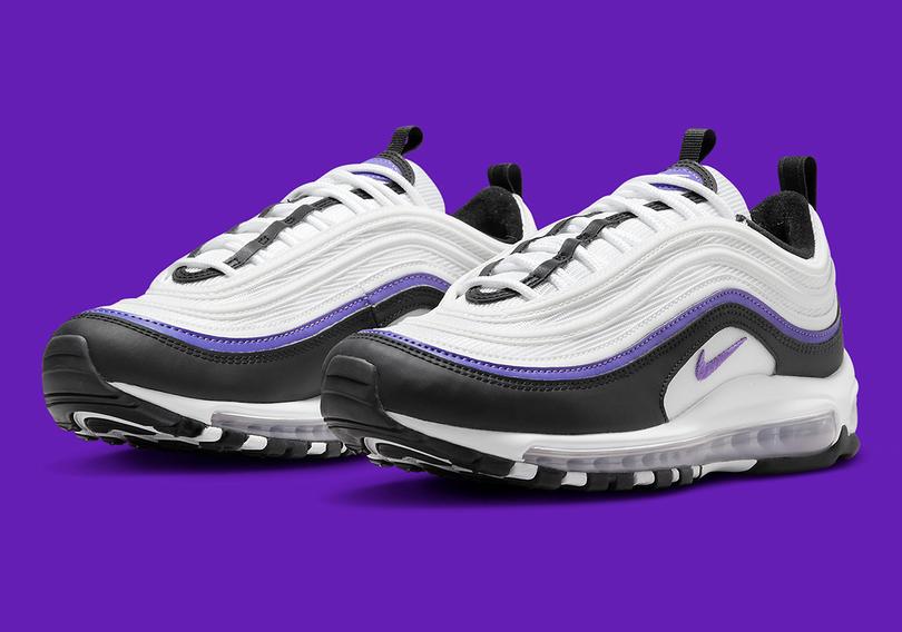 nike-air-max-97-white-action-grape-921826-109-4