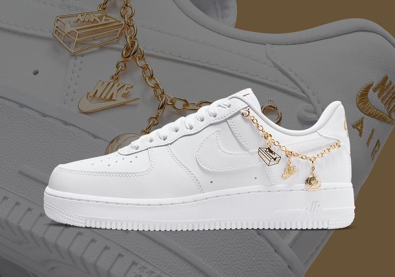 nike-air-force-1-low-white-metallic-gold-gold-charms-DD1525-100