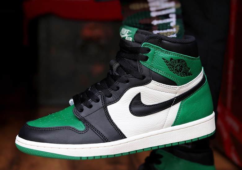 air-jordan-1-pine-green-555088-302-5