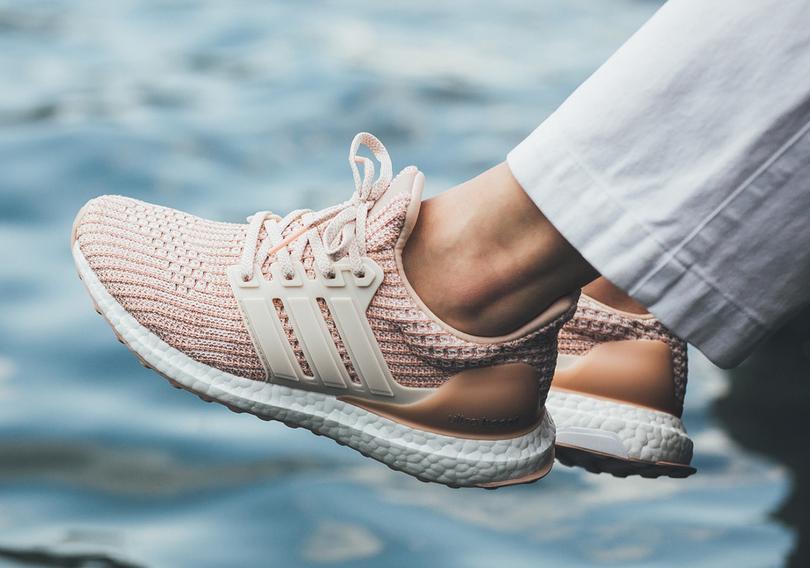 adidas-ultra-boost-ash-pearl-bb6497