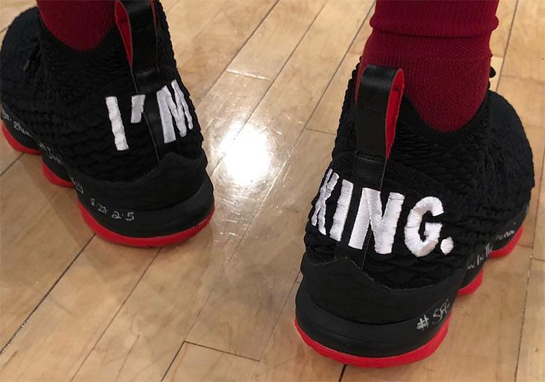 nike-lebron-15-im-king