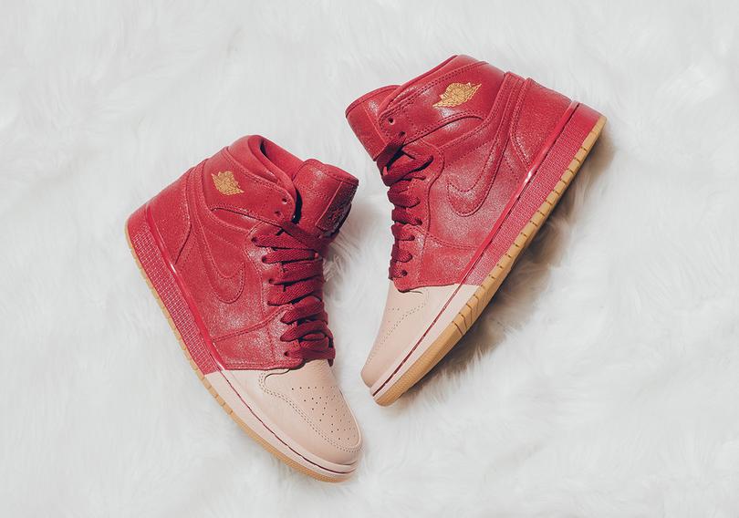 air-jordan-1-dipped-toe-pack-wmns-available-now-1