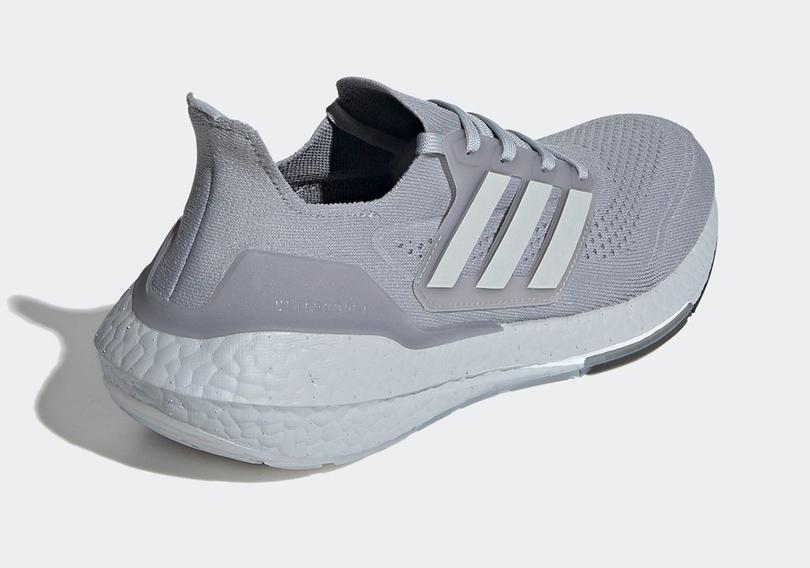 aidas-ultraboost-21-halo-silver-FY0432-8