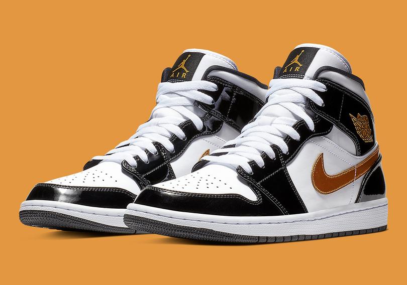 air-jordan-1-mid-se-black-gold-852542-007-release-date-5